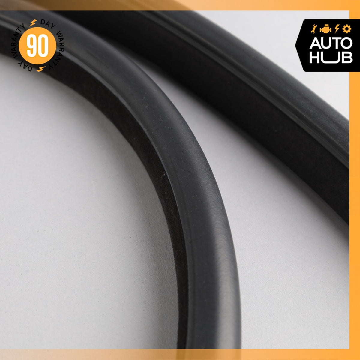 09-13 Maserati Quattroporte S M139 Rear Left Side Door Seal Rubber OEM 74k - photo 10