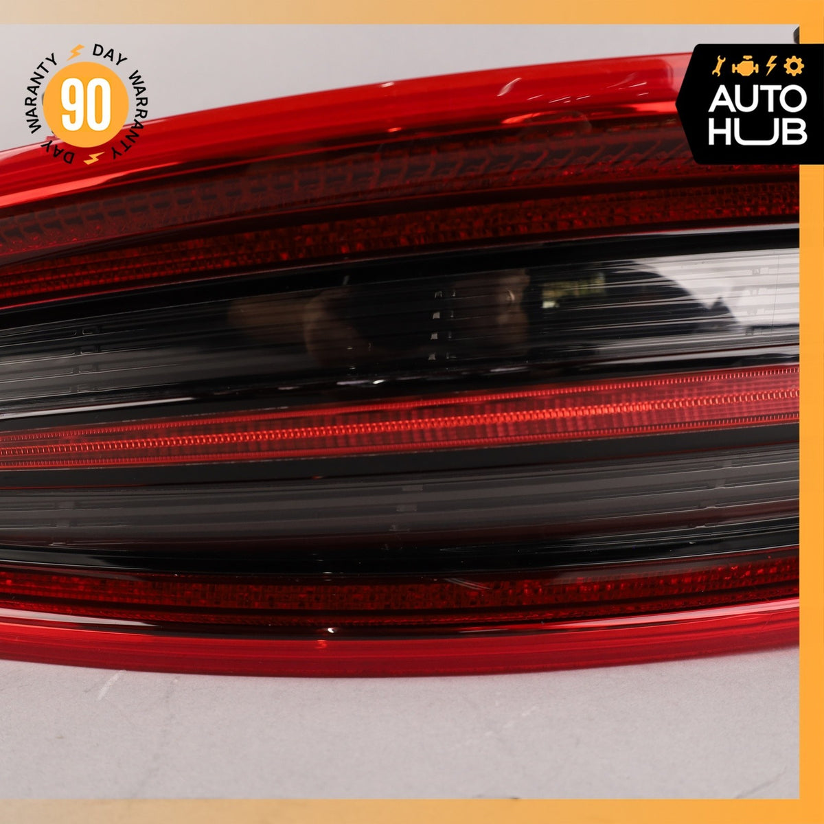 15-18 Porsche Macan 95B S GTS Right Side Outer Tail Light Lamp 95B945096E OEM - photo 9