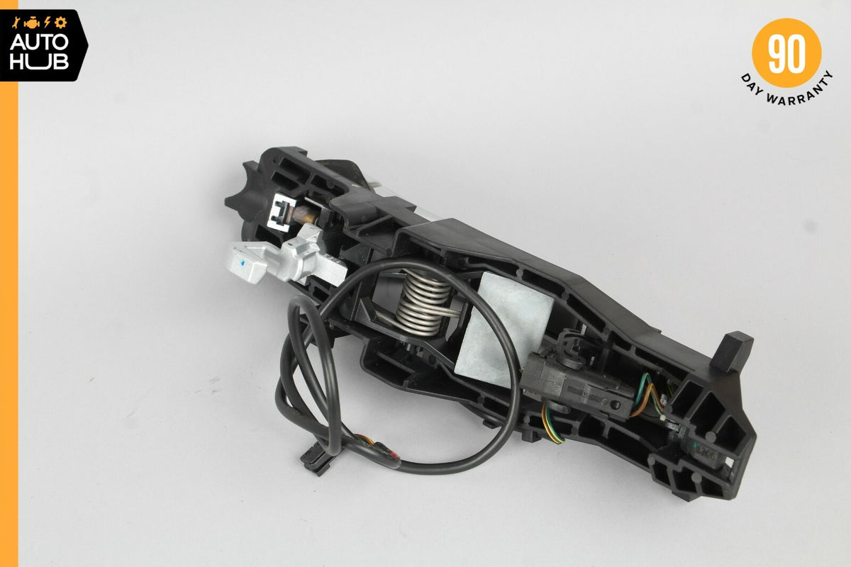 06-11 Mercedes W219 CLS500 CLS550 Rear Right Exterior Door Handle Keyless Go OEM - photo 10