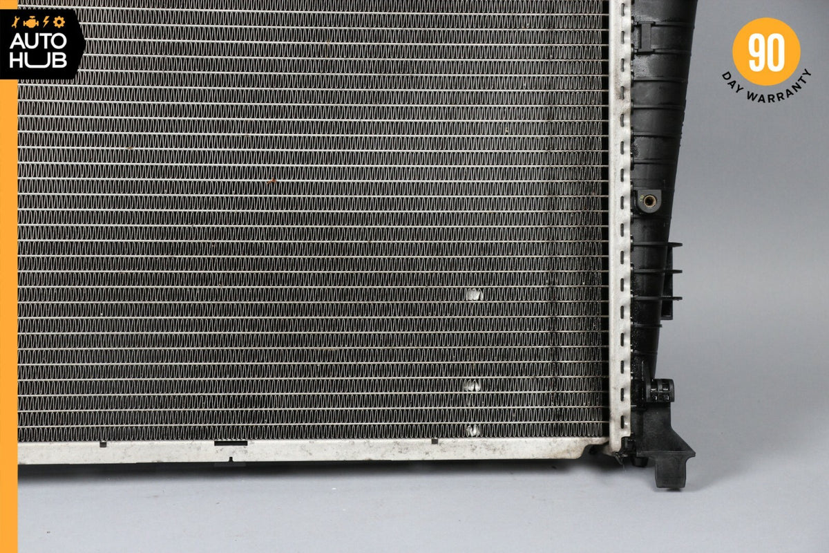 03-12 Mercedes R230 SL500 SL550 SL600 Engine Water Cooling Radiator OEM 68k - photo 5