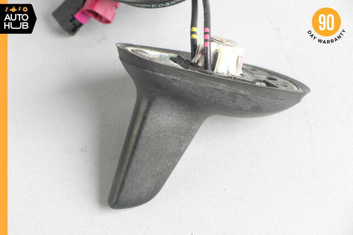 10-14 Mercedes W204 C300 E350 E550 Shark Fin Radio Antenna 2048207275 OEM 50k - photo 9