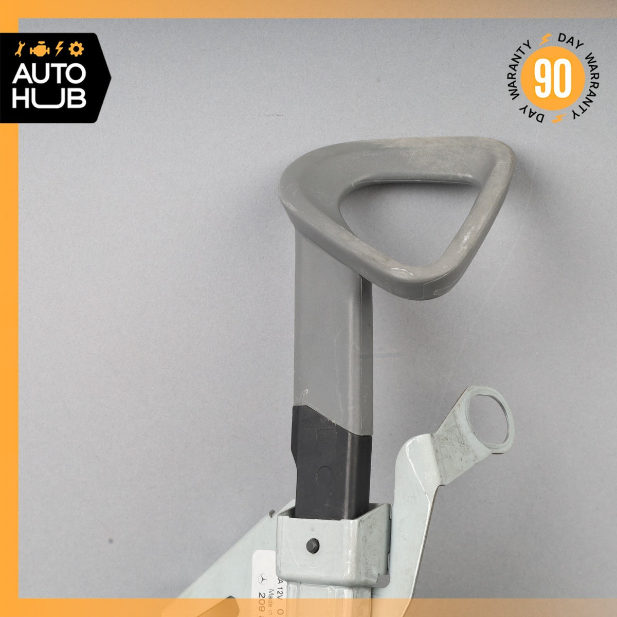 06-09 Mercedes W209 CLK550 CLK350 Front Right Seat Belt Feeder Motor Gray OEM - photo 2