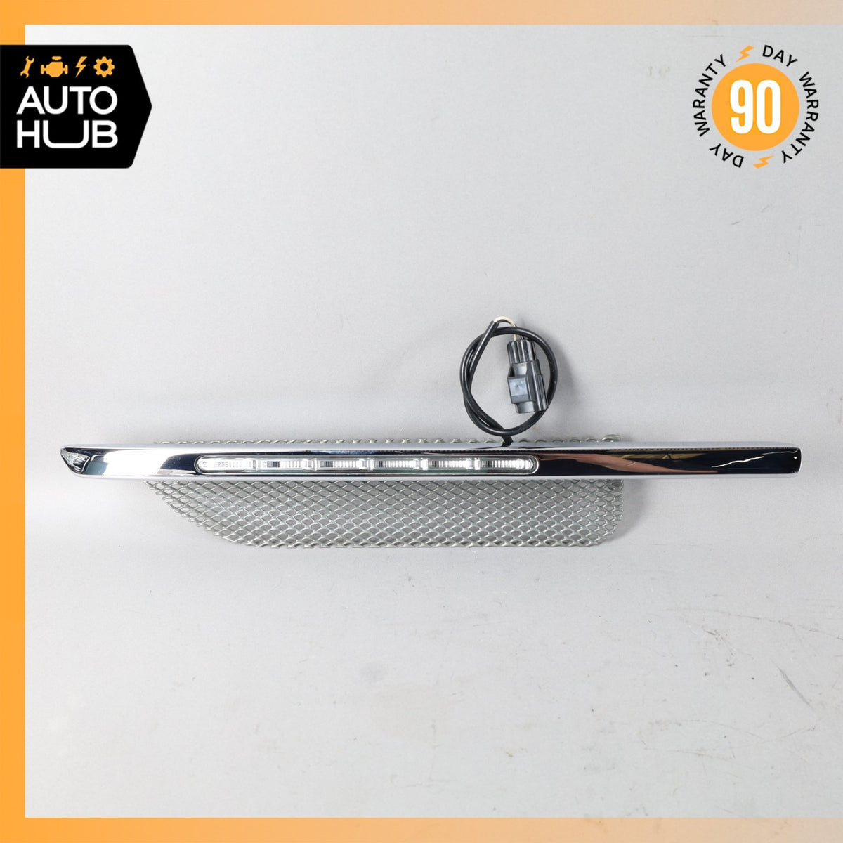 13-16 Aston Martin DB9 Left Fender Turn Signal w/ Grille Molding Trim OEM 22k - photo 2