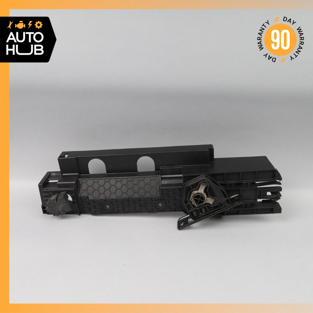 Karma Revero GT Radiator Support Bracket 17117649145 OEM 11k - photo 2