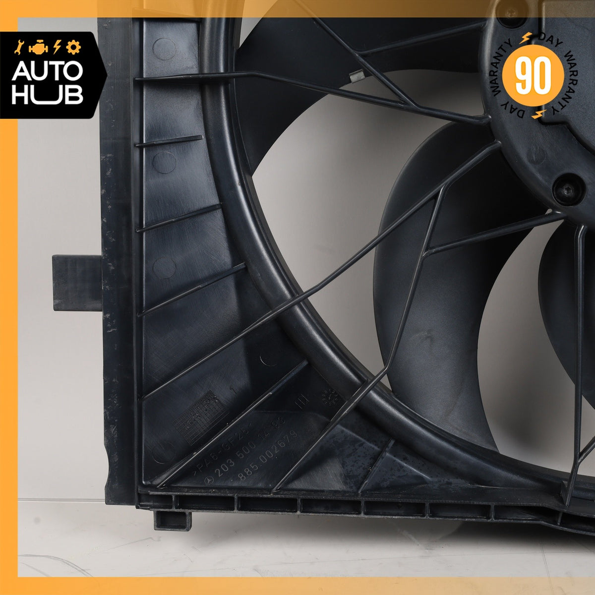 Mercedes W209 CLK350 Engine Motor Cooling Radiator Fan Assembly OEM - photo 18