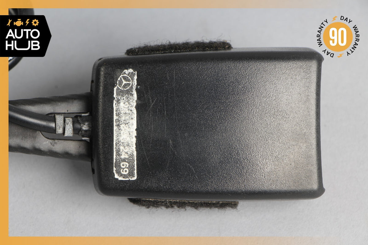 Mercedes W211 E350 E320 CLS500  Front Right Passenger Side Seat Belt Buckle OEM - photo 2