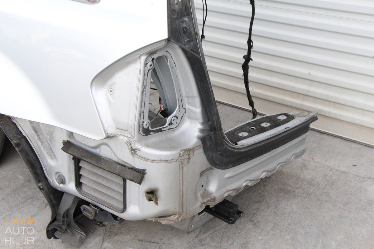 07-12 Mercedes X164 GL350 GL450 Rear Left Driver Side Quarter Panel Cut OEM - photo 8