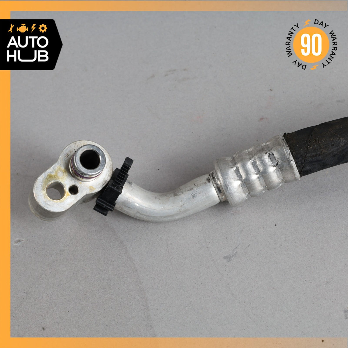 Porsche Macan 95B AC Refrigerant Compressor Pressure Hose Line 95B260701E OEM - photo 5