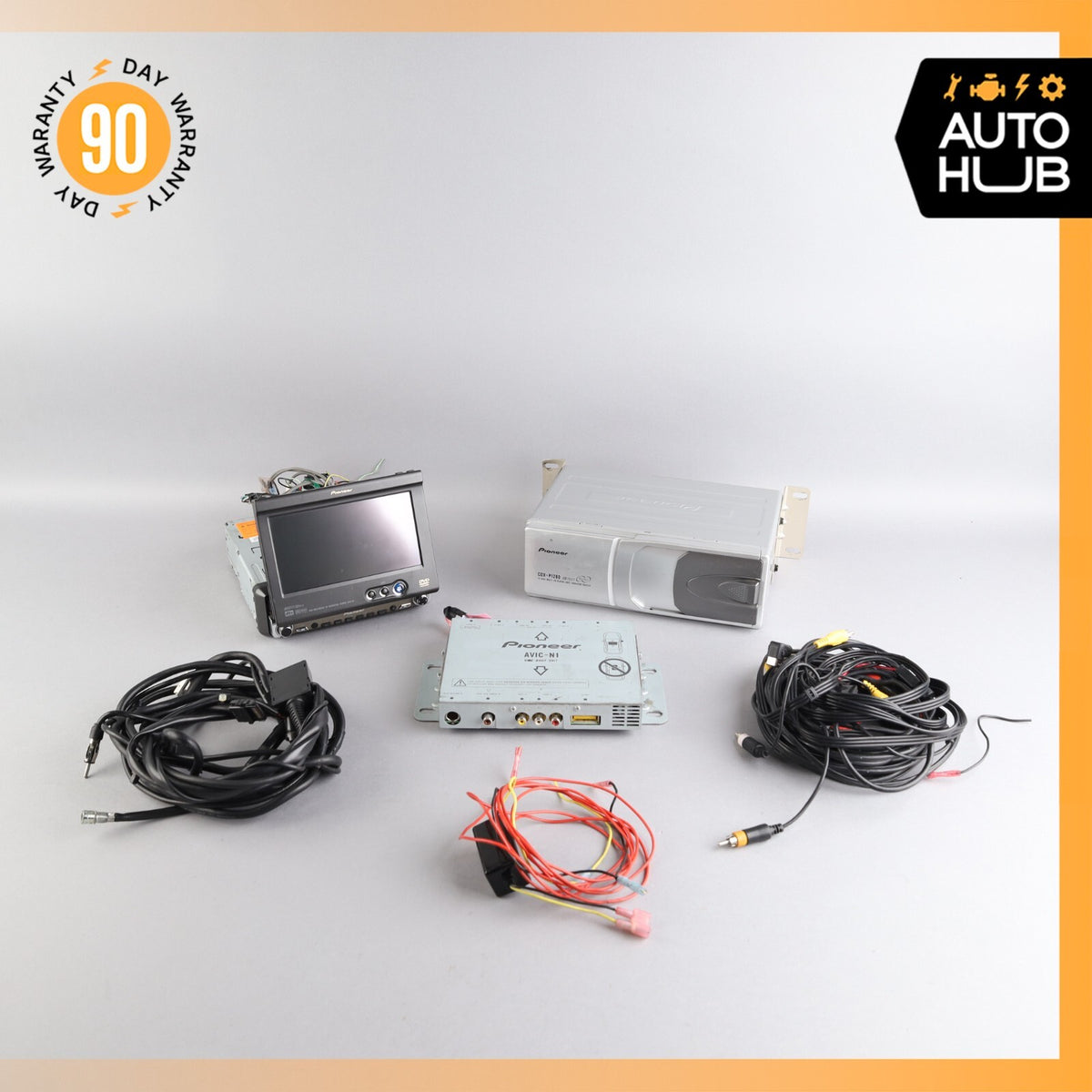 Pioneer AVIC-N1 DVD Multimedia AV Navigation Hide Away Unit CD Changer Set - photo 2
