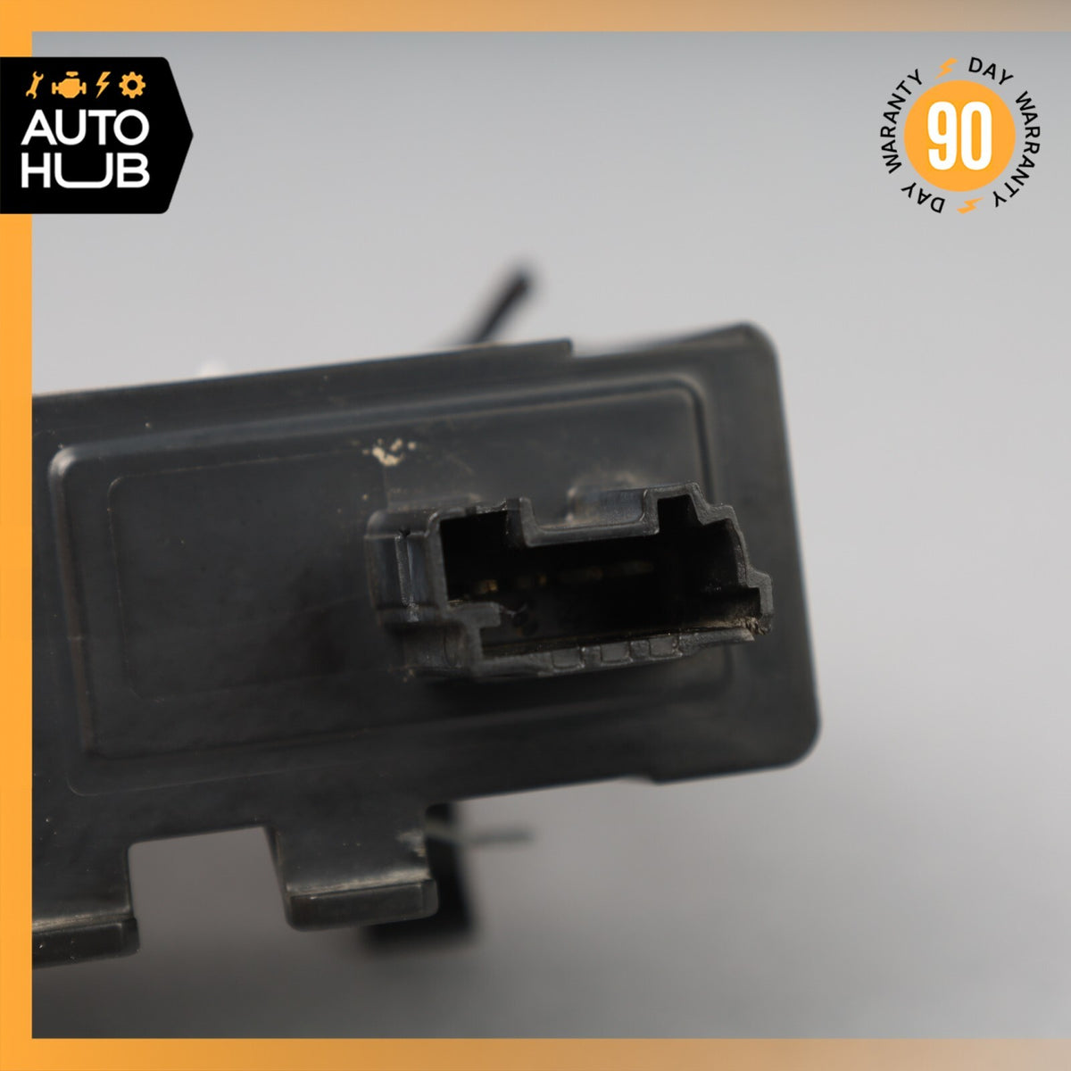 2015 Chevrolet Corvette C7 Z51 Remote Control Door Lock Receiver Module OEM - photo 2