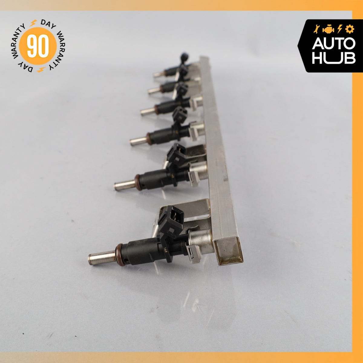BMW E88 128i X3 Z4 328i Engine Motor Fuel Injector Rail w/ Injector OEM - photo 7