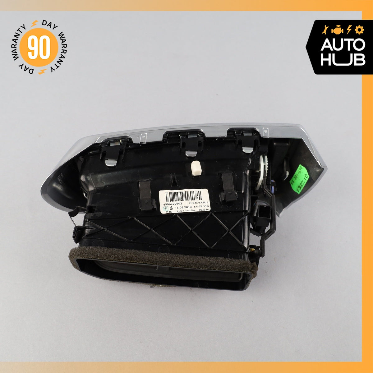 11-16 Porsche Cayenne 958 Dash AC A/C Air Vent Grill Center Right 7P5819728E OEM - photo 7