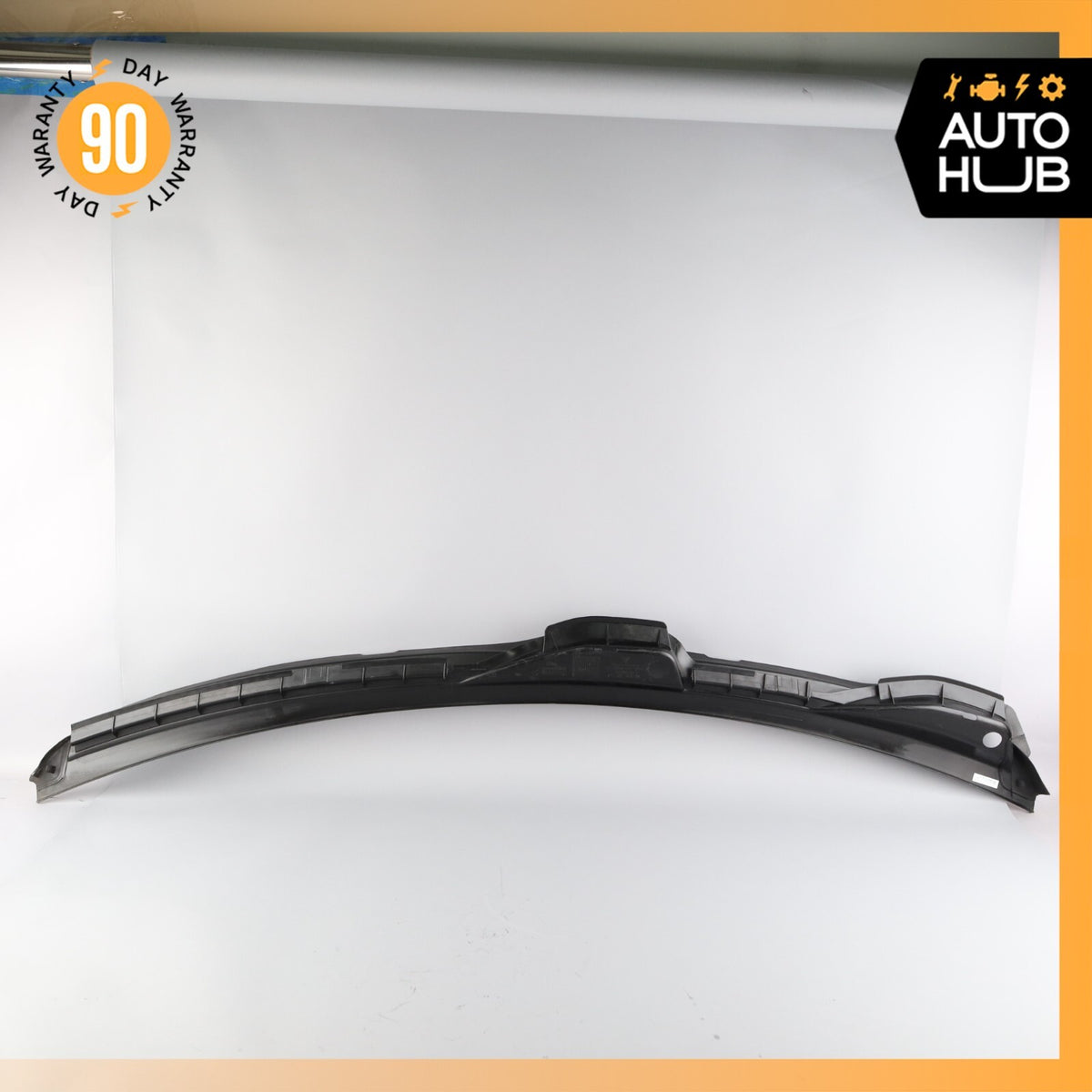 2015 Porsche Macan S 95B Windshield Wind Shield Cowl Panel 95B819403B OEM - photo 6