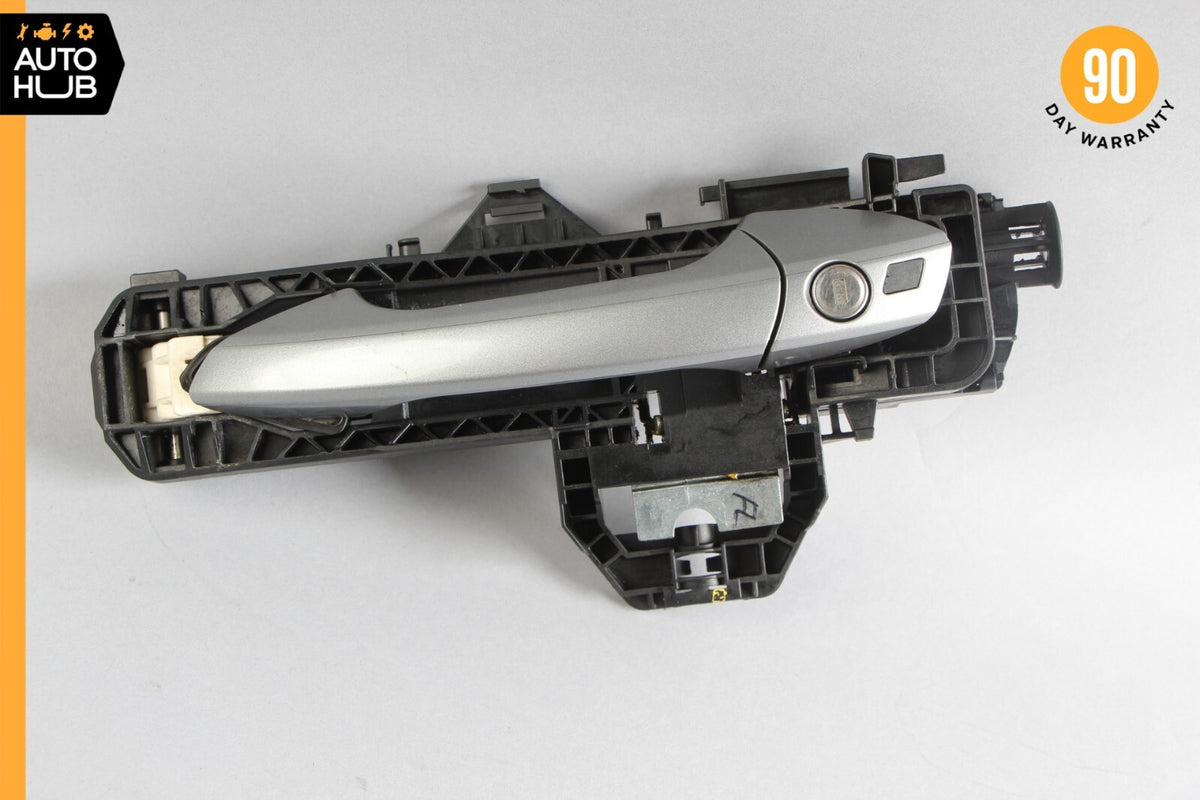 08-11 Mercedes W204 C300 C250 Front Left Driver Side Exterior Door Handle OEM - photo 1