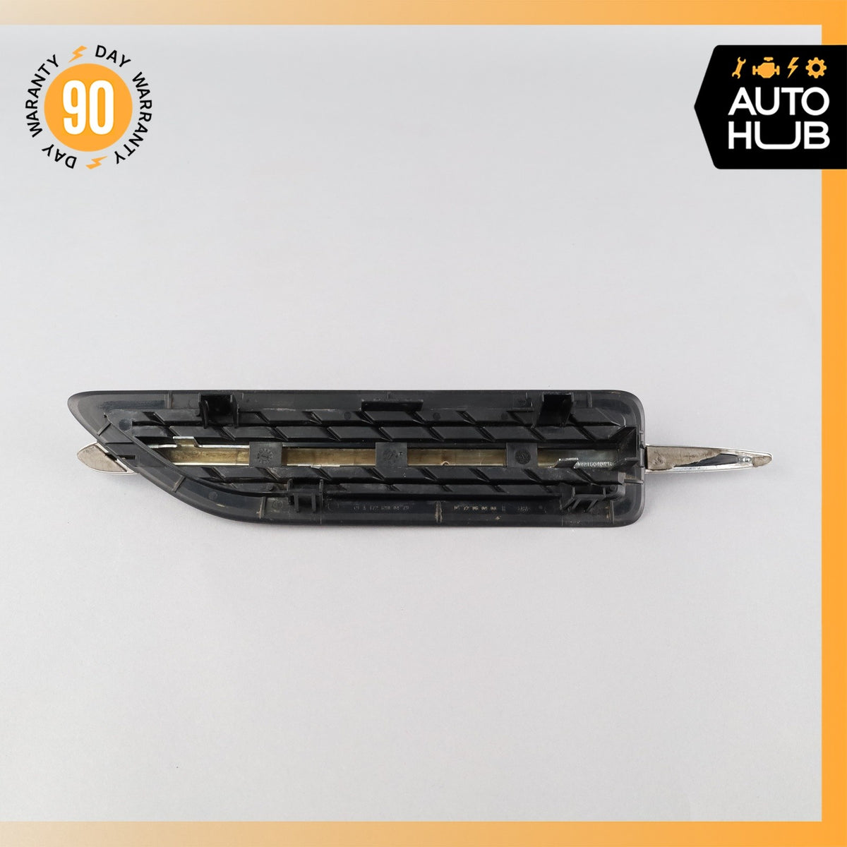 12-20 Mercedes R172 SLC300 SLK250 Fender Grill Grille Vent Right Side OEM 53k - photo 7