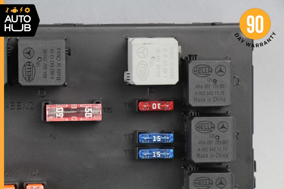 10-13 Mercedes W221 S400 S550 S63 AMG Rear Fuse Box Relay Control 2219003001 OEM - photo 5