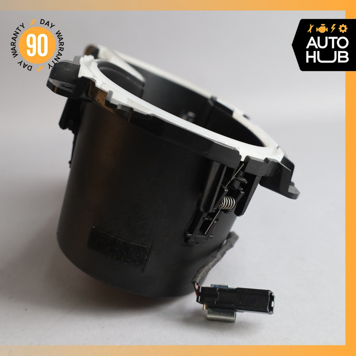 17-23 Alfa Romeo 952 Giulia Center Console Cup Holder Compartment OEM 47k - photo 6