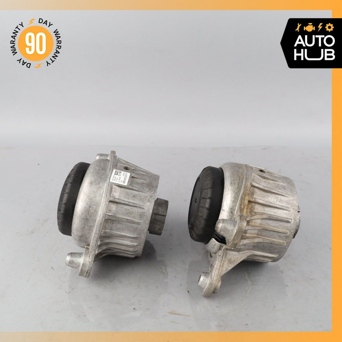 Mercedes W213 E300 RWD Front Left & Right Engine Mount Set OEM - photo 8