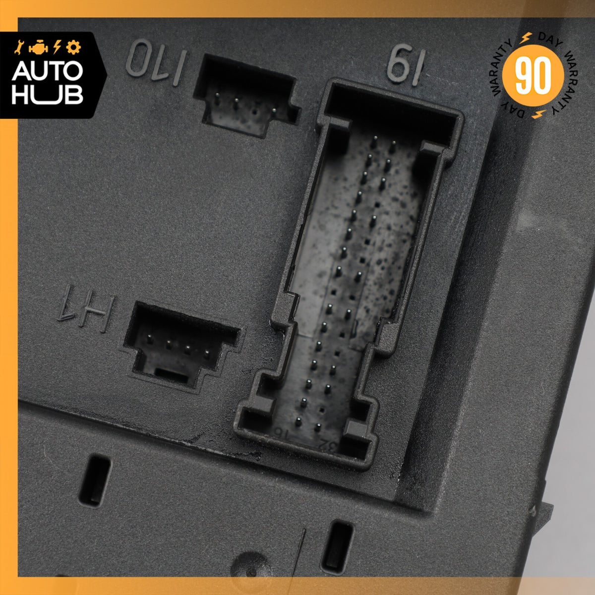 07-14 Mercedes W221 S550 CL550 Rear Trunk Relay SAM Module 2215408562 OEM - photo 3
