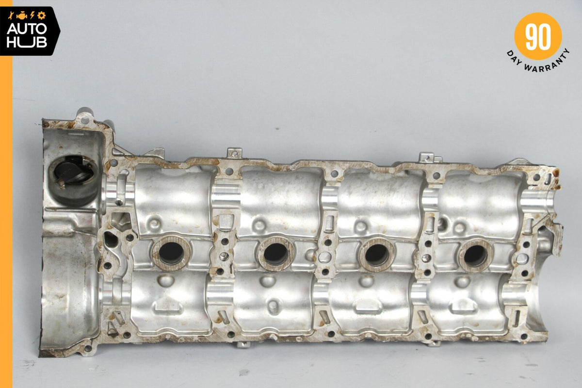 07-12 Mercedes W221 S550 CL550 Right Side Engine Cylinder Head Valve Cover OEM - photo 7
