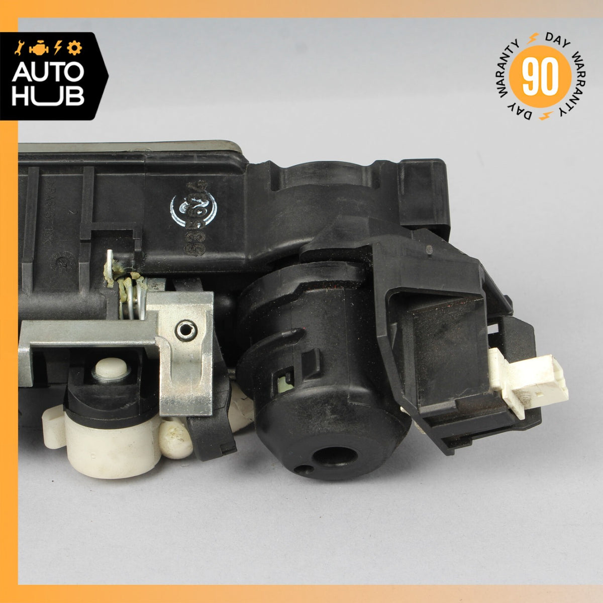 01-09 Mercedes W209 CLK550 C230 E350 Trunk Lid Lock Latch Handle 2037500893 OEM - photo 6