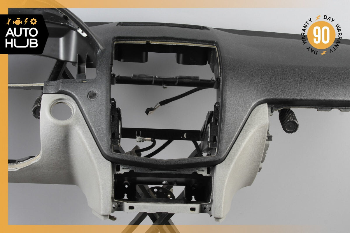 08-11 Mercedes W204 C300 C350 Dashboard Dash Board Panel Assembly w/ Airbag OEM - photo 3
