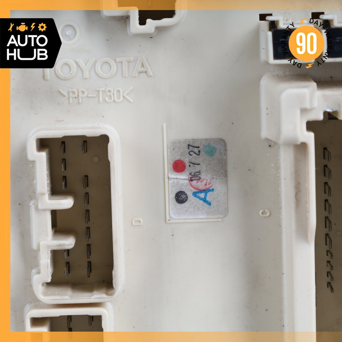 07-09 Lexus XU30 RX400H RX350 Fuse Relay Junction Box OEM - photo 4