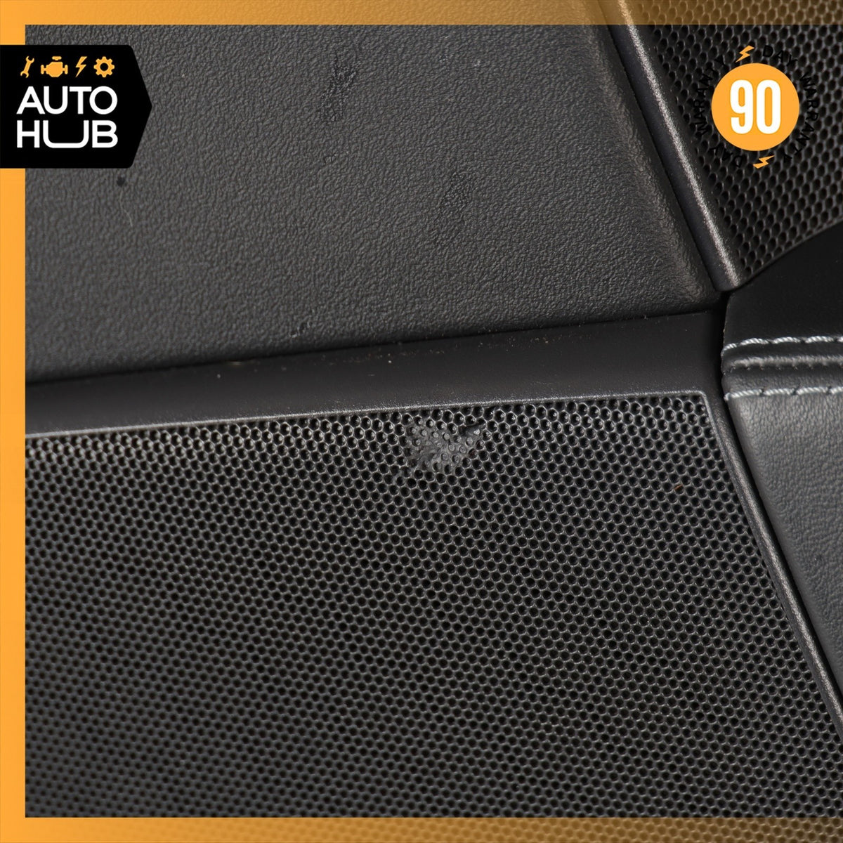 08-15 Audi J8 TT Front Right Side Interior Door Panel Suede OEM 74k - photo 14