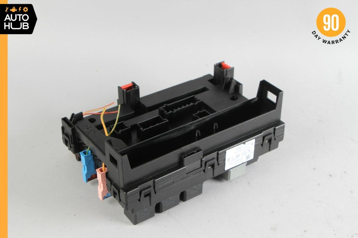 10-14 Mercedes W216 CL550 Rear Trunk Fuse Box Relay Control 2219067100 OEM 59k - photo 8