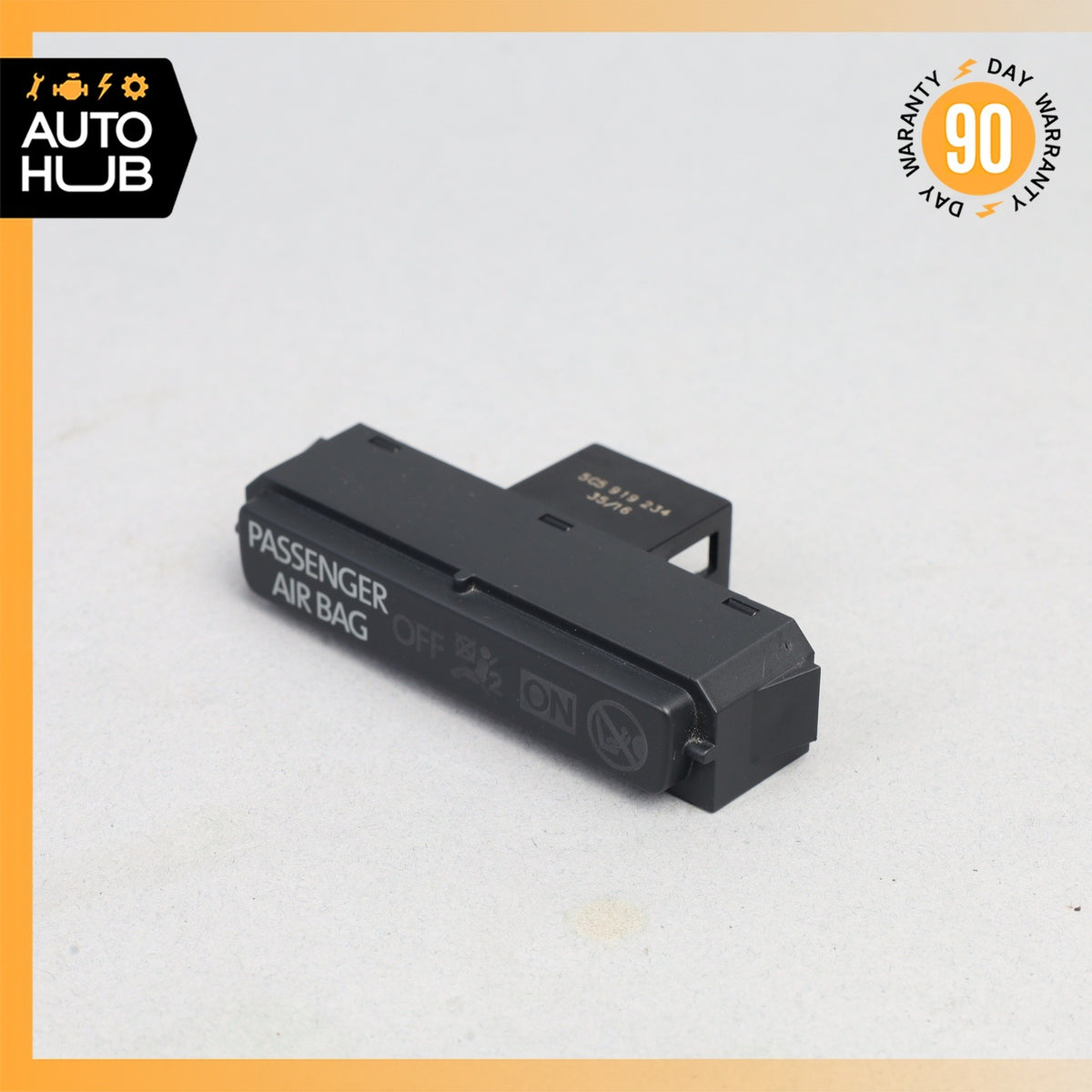 Porsche Macan S 95B Rear View Mirror Passenger Occupant Indicator Light OEM - photo 2