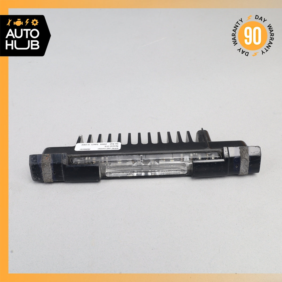 24-26 Aston Martin DB12 Rear Reverse Light Lamp 35890C01 OEM - photo 2