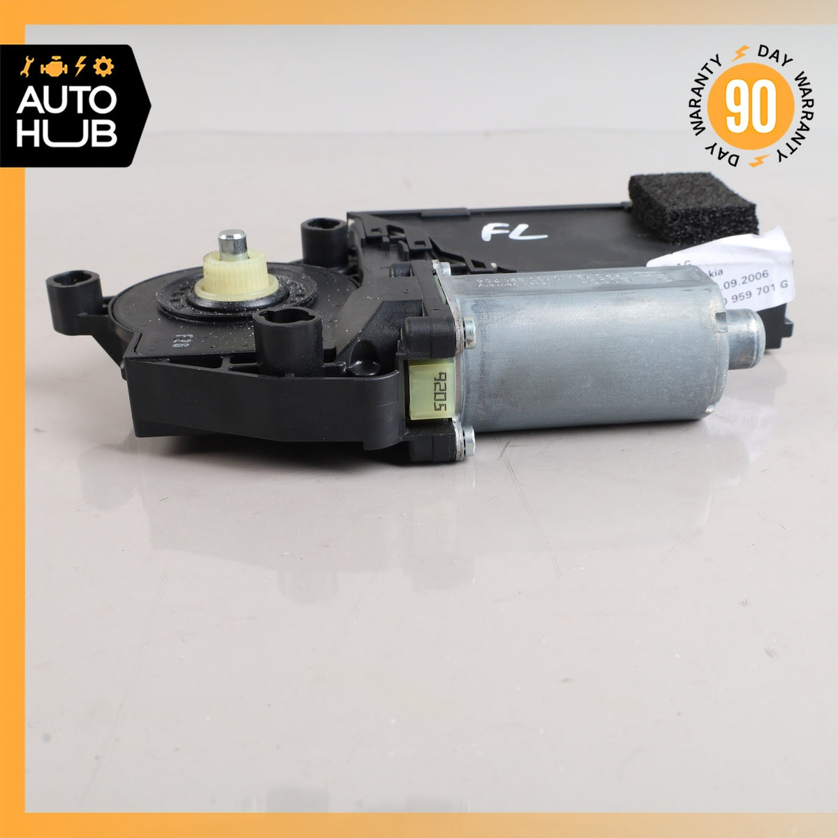 Porsche Cayenne 955 Front Left Door Power Window Motor 3D1959793E OEM - photo 6
