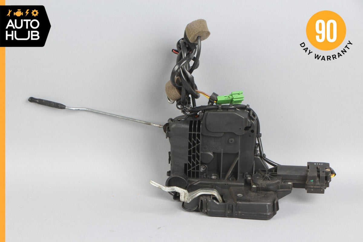 Mercedes W219 CLS550 CLS55 Front Right Door Lock Latch Actuator Keyless Go OEM - photo 1