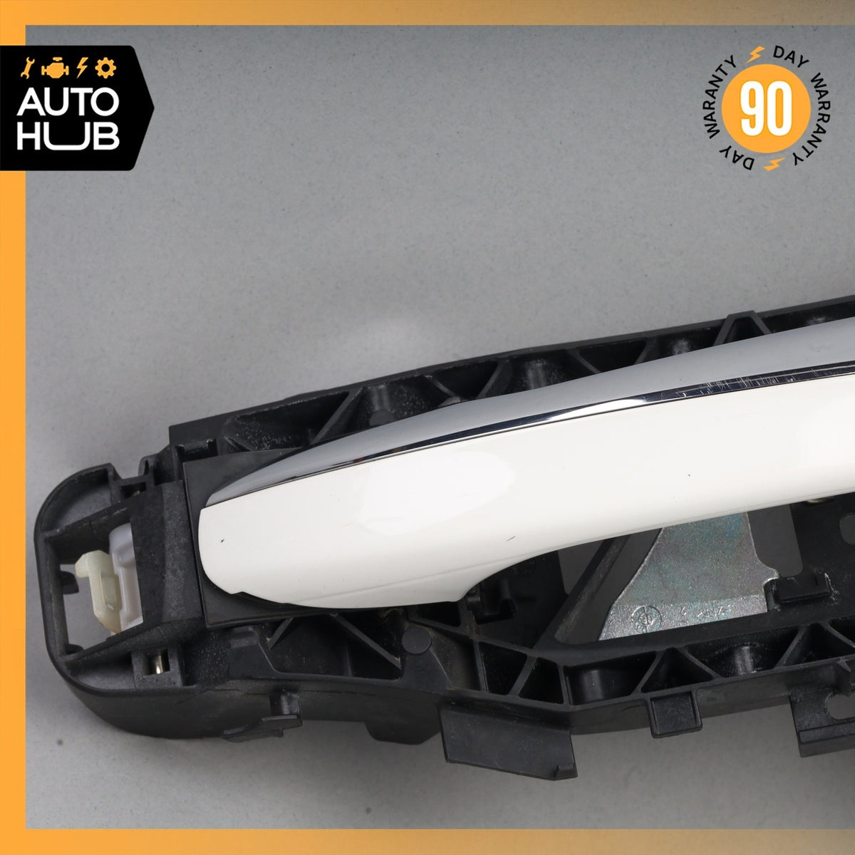 Mercedes W213 E300 Front Left Side Exterior Door Handle Keyless Go White OEM - photo 2