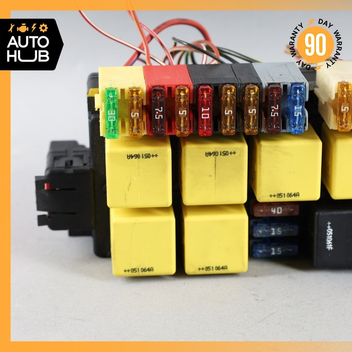 03-12 Mercedes R230 SL500 SL55 AMG Front Left SAM Fuse Box Control Module OEM - photo 3