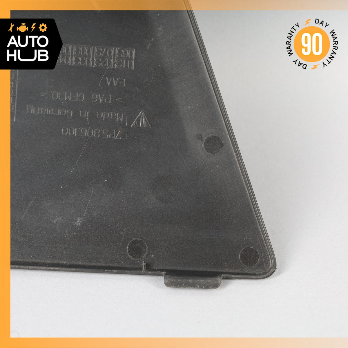 Porsche Cayenne 958 VR6 Engine Bay Cover Panel Right Passenger Side OEM - photo 7