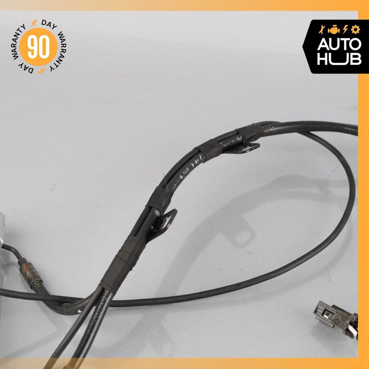 Mercedes W221 S600 Trunk Lid Locking Hydraulic Pull Down Pump w/ Foam Case OEM - photo 5