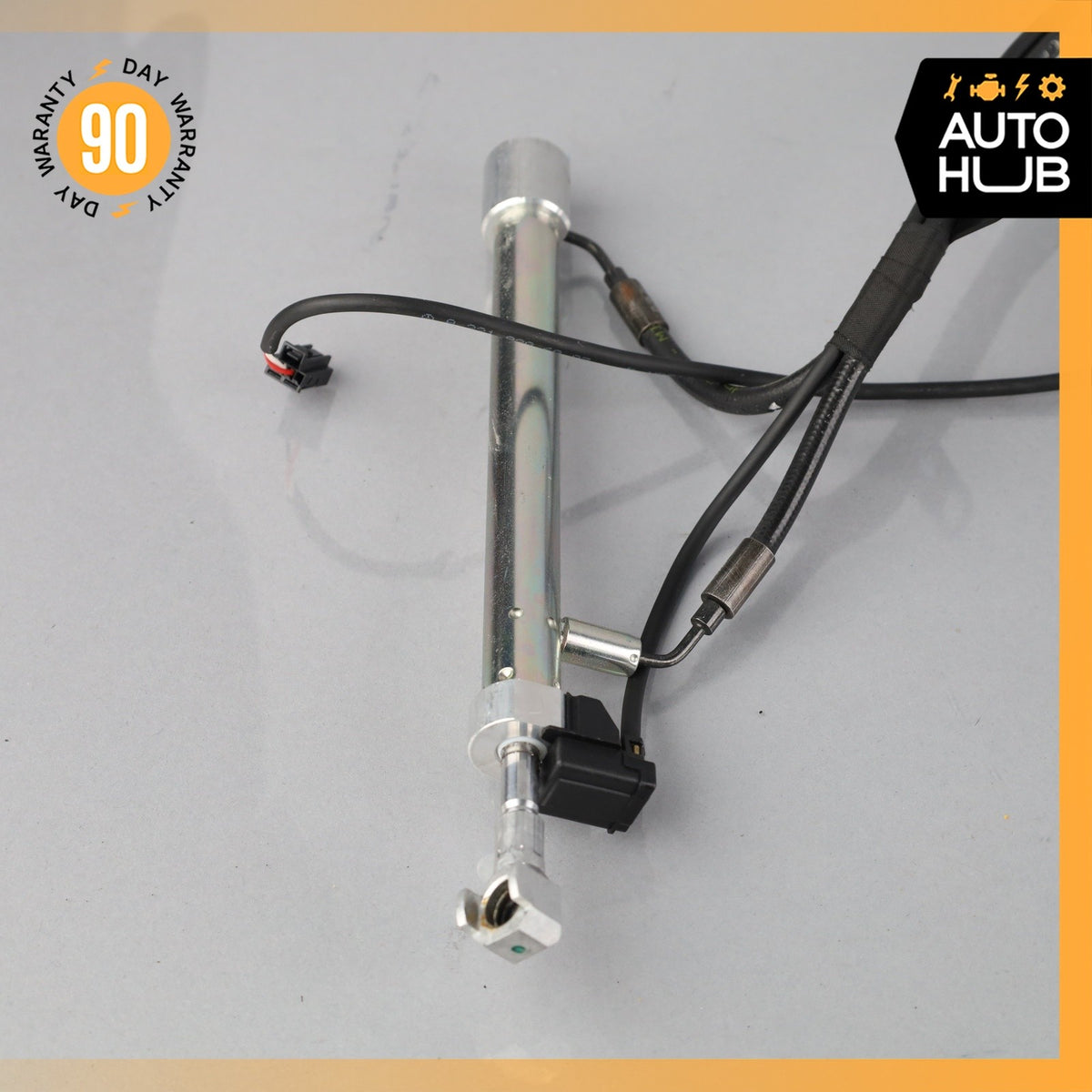 Mercedes W221 S600 Trunk Lid Locking Hydraulic Pull Down Pump w/ Foam Case OEM - photo 4