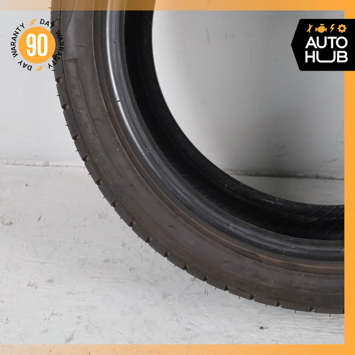 255/35R18 Michelin Primacy MXM4 255 35 18' 94H 8.5/32" Tire Set of 2 - photo 9