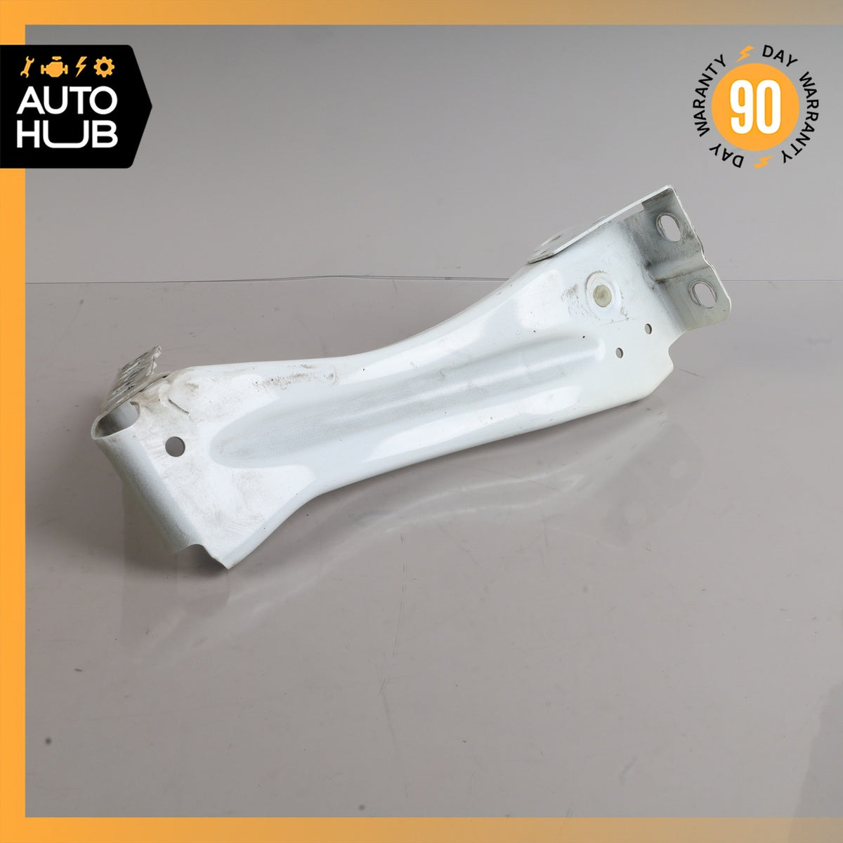 08-15 Audi 8J TT Front Right Side Fender Mount Bracket OEM - photo 1