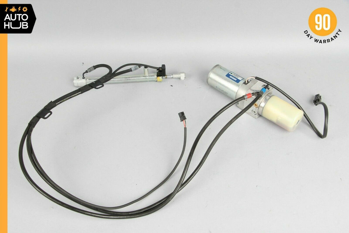 07-13 Mercedes W221 S550 S400 Trunk Lid Locking Hydraulic Pull Down Pump OEM - photo 1