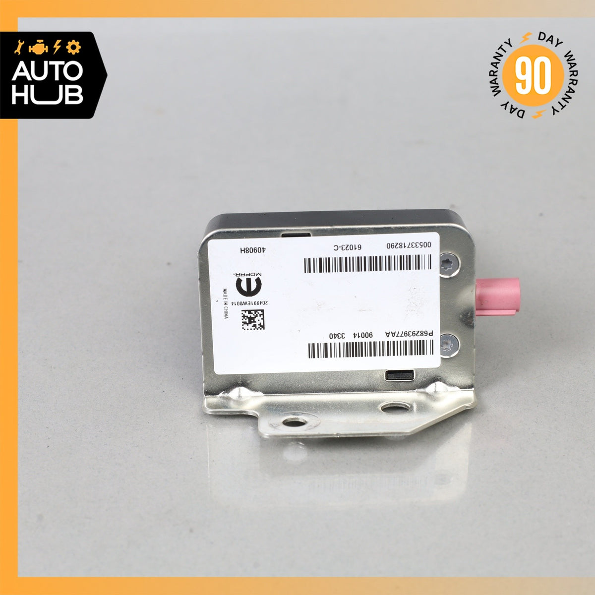 17-23 Alfa Romeo 949 Stelvio Satellite Antenna Control Module OEM 71k - photo 4