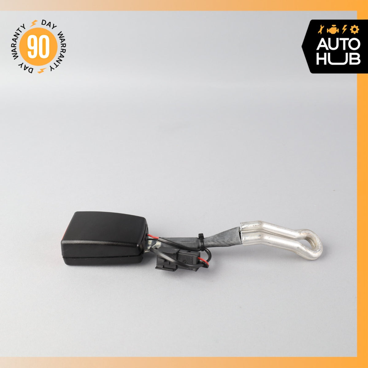 08-19 Maserati GranTurismo M145 Rear Right or Left Side Seat Belt Buckle OEM 11k - photo 2