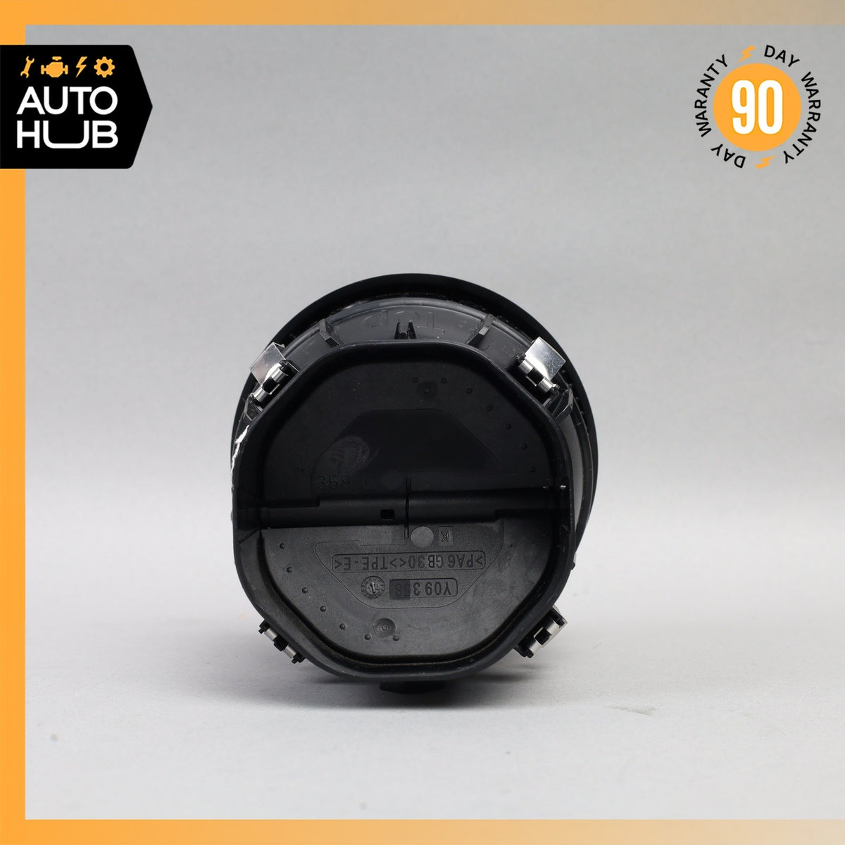 Mercedes W242 B250e Front Center Dashboard A/C Air Vent OEM - photo 6