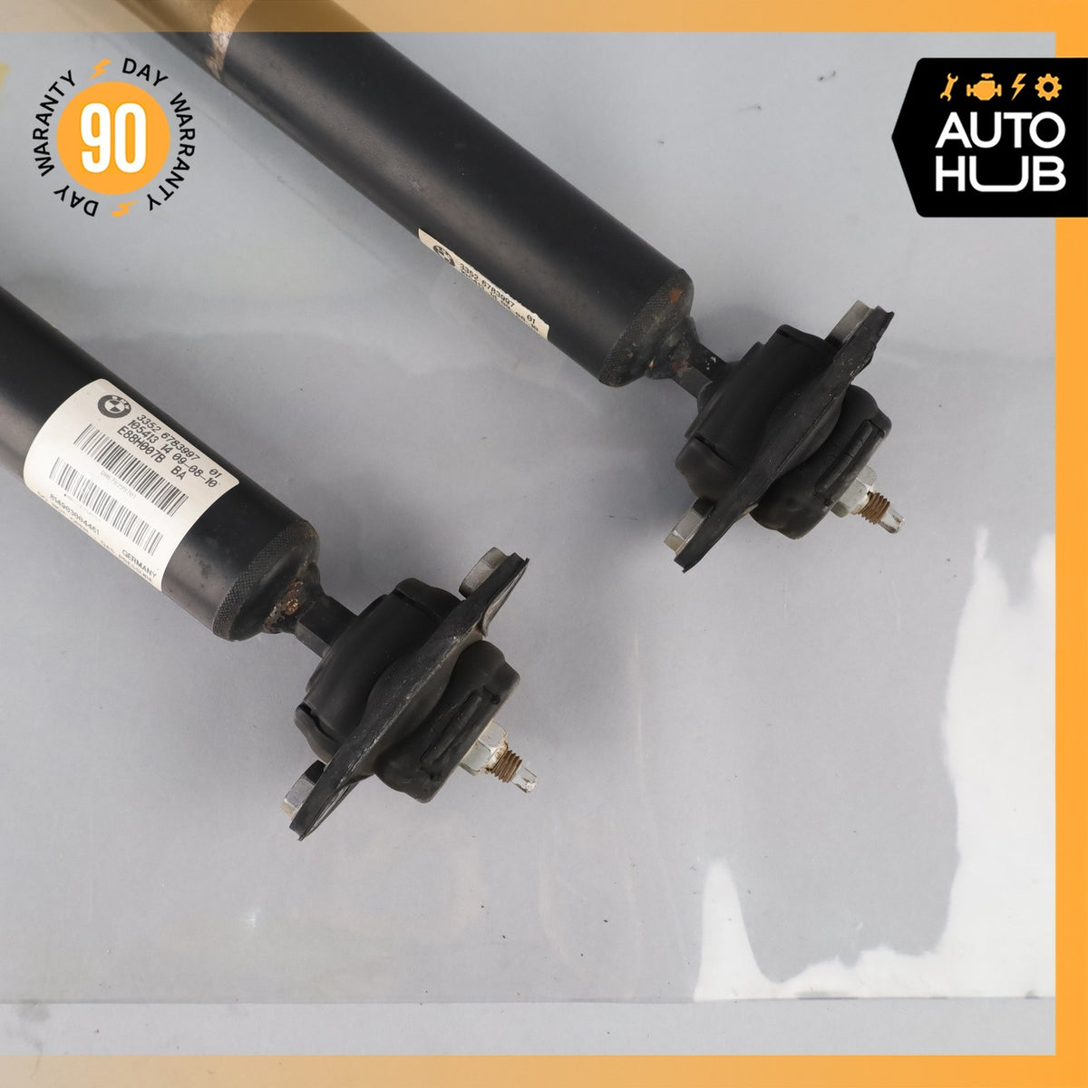 08-13 BMW E88 128i 135i Rear Left & Right Shock Absrober Strut Set OEM - photo 5
