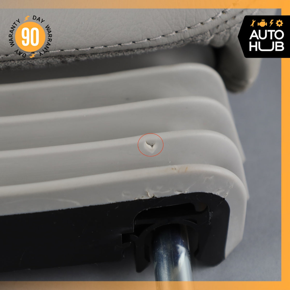 05-11 Mercedes R171 SLK280 SLK350 Seat Headrest Head Rest Left or Right OEM 24k - photo 18