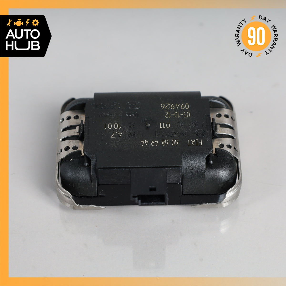 04-19 Maserati GranTurismo M145 Front Windshield Rain Sensor 60684944 OEM - photo 3