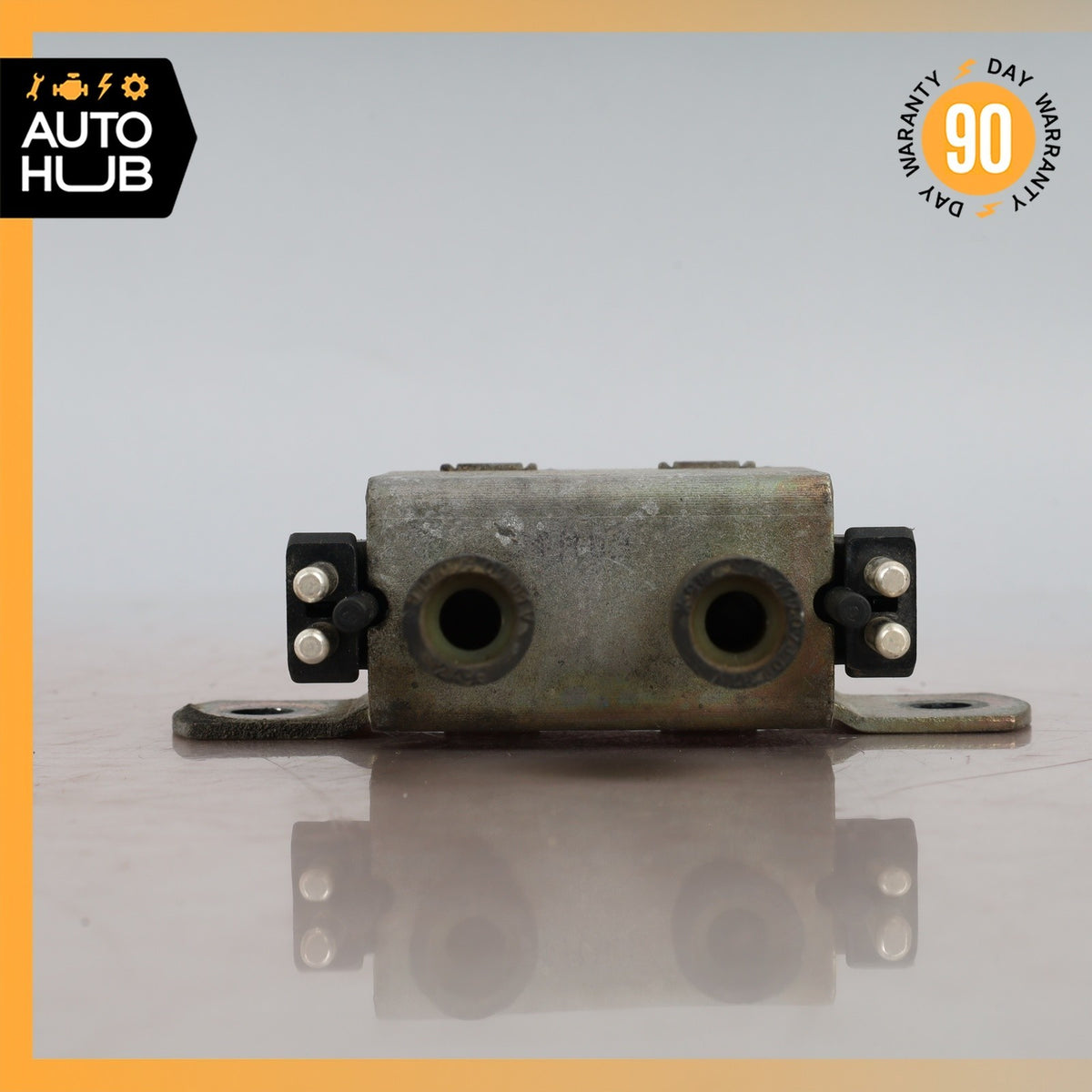 Mercedes W140 S320 EGR Fuel Vacuum Change Over Valve 0025400697 OEM - photo 4