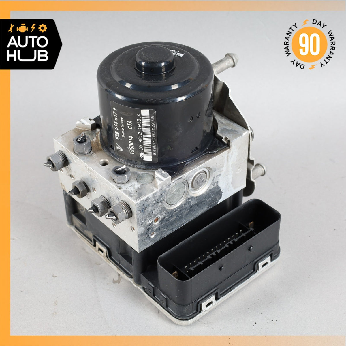 15-16 Porsche Macan 95B ABS Hydraulic Pump Control Module 95B614517F OEM 72k - photo 2