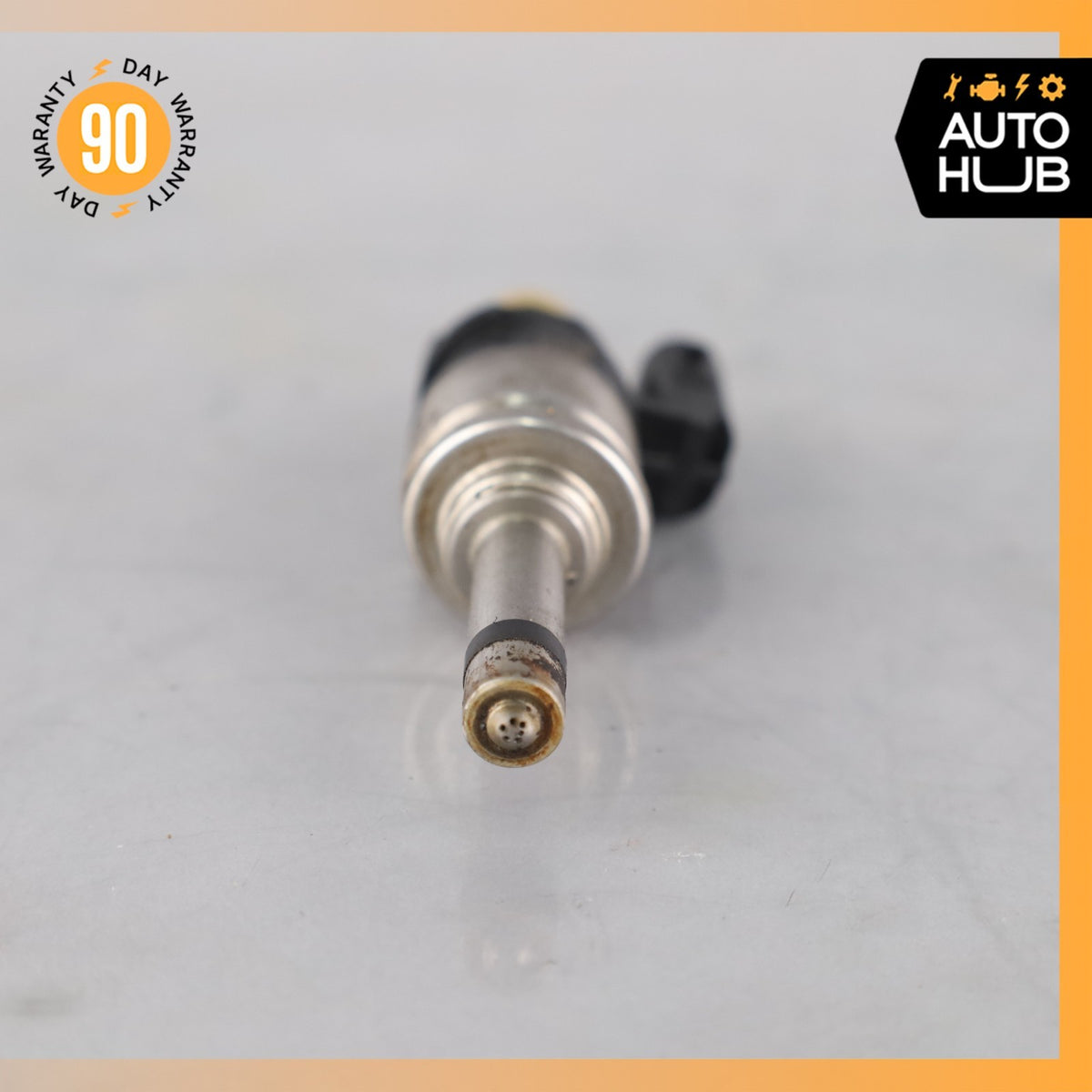 2016 Porsche Cayenne GTS Engine Upper Fuel Injector OEM - photo 2